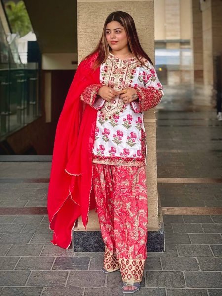 Enchanting Digital Print Crepe Top and Farshi Plazzo Set with Real Mirror Work for Exporters at Manufacturer Rate Ready To Wear Collection