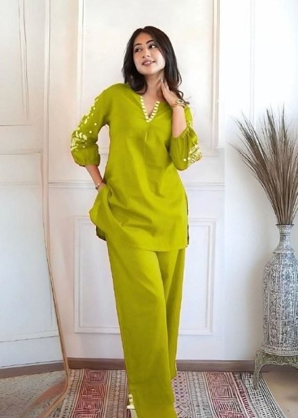 Enchanting Parrot Green Designer Cotton Flex Kurta Pant Co Ord Set with Embroidery CO ORD Sets
