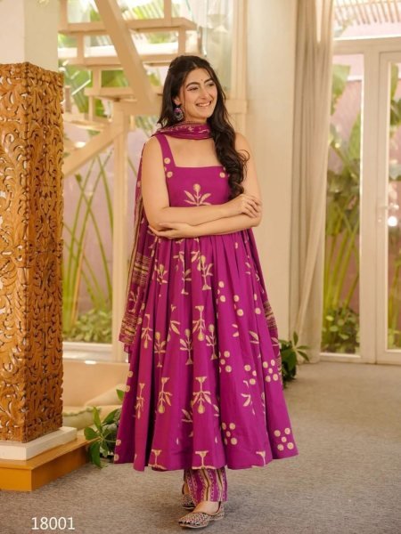 Enchanting Rani Pink Muslin Silk Printed Suit Set with Designer Dupatta Collection Kurtis