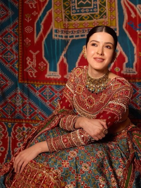 Enduring Teal Blue Heavy Muslin Cotton Kutchi Lehenga Choli with Real Mirror Embroidery Navratri Lehnega Choli