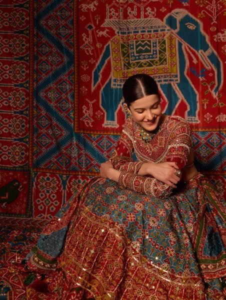 Enduring Teal Blue Heavy Muslin Cotton Kutchi Lehenga Choli with Real Mirror Embroidery Navratri Lehnega Choli