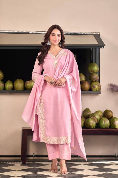 Ergonomic Chinon Kurti Pant Dupatta Set with Elegant Embroidery Work and Soft Micro Full Inner Embroidery Kurtis 