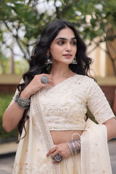 Ergonomic OffWhite Glory Satin Bridal Lehenga with Heavy Embroidery and Sequins Work Designer Lehenga Choli
