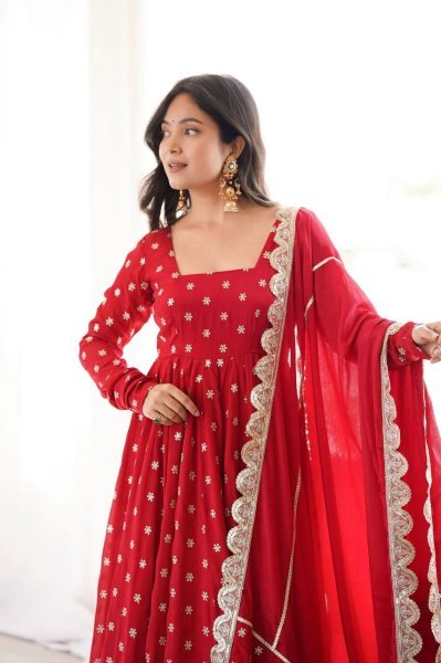 Ergonomic Red Chinon Silk Anarkali Suit And Fancy Lace Of Duptta For Party Wear Ready To Wear Collection