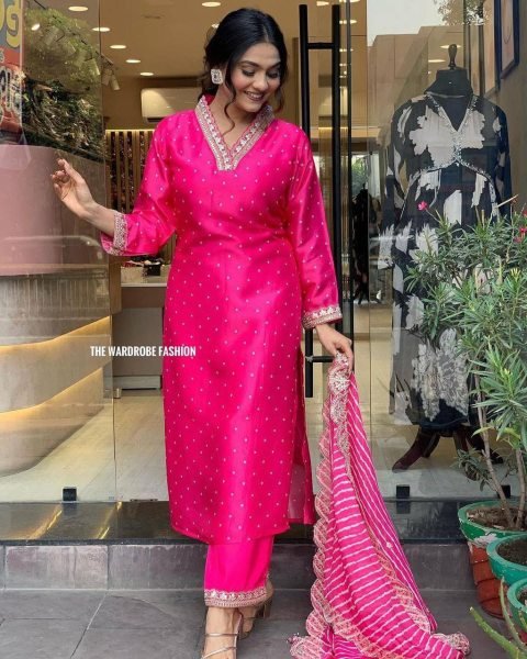 Ethereal Pink Heavy Chinon Silk Digital Print Kurti Pant Dupatta Set For Festival Printed Kurtis