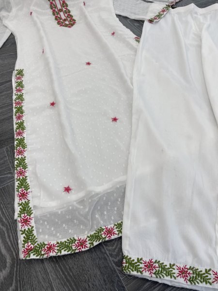 Ethnic Elegance Heavy Georgette Kurti Set with Stylish Dupatta Ready to Wear 3 Piece Kurti Set