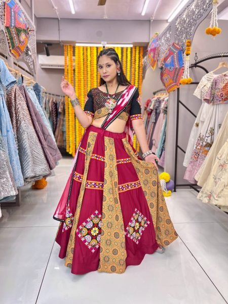 Ethnic Festival Couple Dress Set Gamthi Embroidery Lehenga & Contrast Kurta Combo Navratri Lehnega Choli
