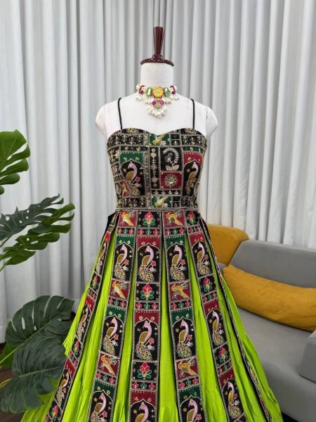 Ethnic Parrot Green Elegant Bangalore Silk Lehenga Set with Sequins Thread Work Design Navratri Lehnega Choli
