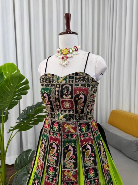Ethnic Parrot Green Elegant Bangalore Silk Lehenga Set with Sequins Thread Work Design Navratri Lehnega Choli