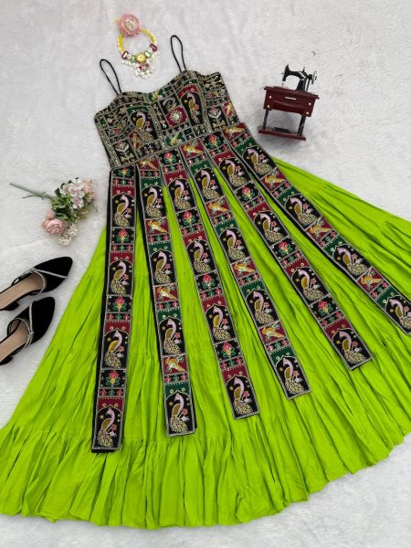 Ethnic Parrot Green Elegant Bangalore Silk Lehenga Set with Sequins Thread Work Design Navratri Lehnega Choli