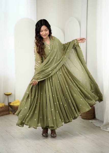 Ethnic Wear Pisat Faux Georgette Gown Set with Embroidered Dupatta at Wholesale Rate Ready To Wear Collection