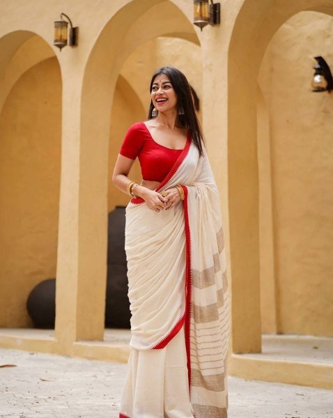 Ethnic White Premium Linen Cotton Digital Printed Saree with Contrast Border Printed Cotton Sarees Wholesale
