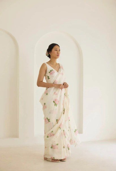 Everyday Elegance Digital Printed Linen Saree with Designer Blouse Piece Printed Cotton Sarees Wholesale