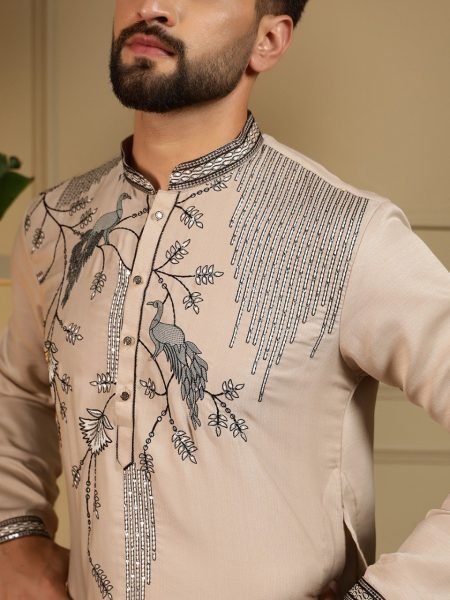 Exceptional Cream Men's Viscose Silk Kurta with Semi Cotton Chudidar Set Kurta Pajama Wholesale