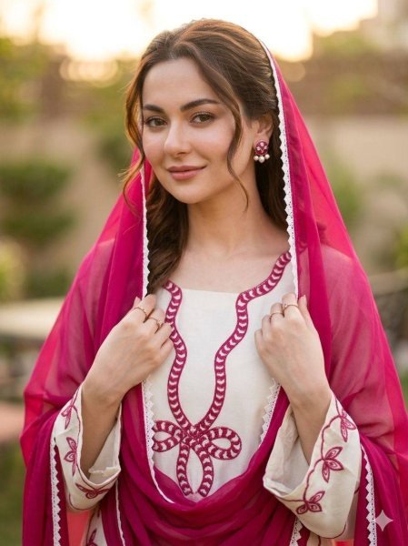 Exceptional White Pakistani-Style Suit Embroidered Work And Matching Magenta Dupatta Ready To Wear Collection