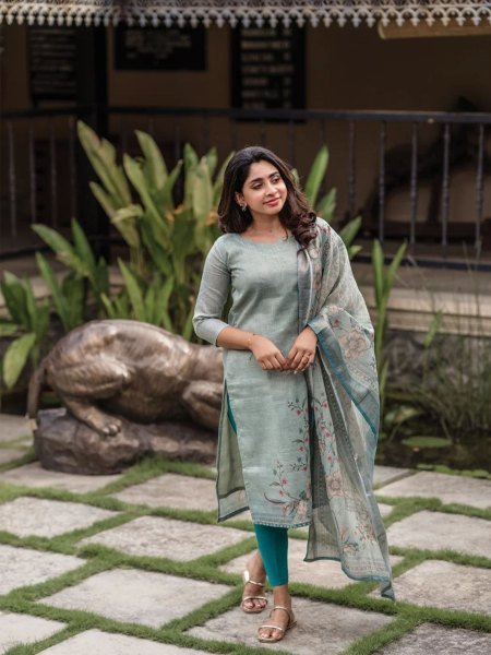 Exclusive Flower Printed Cotton Kurti with Chanderi Dupatta Set for Daily Wear Kurtis