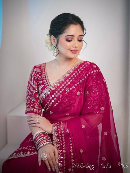 Exclusive Pink Champagne Gold Saree with Red Blouse Designer Party Wear Silk Sarees Wholesale