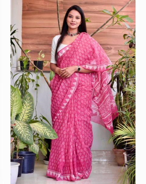 Exclusive Pink Cotton Kota Check Digital Printed Saree with Rich Pallu for Festival Printed Cotton Sarees Wholesale