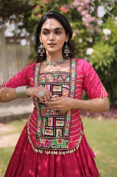 Exclusive Pink Kora Cotton Lehenga with Designer Kutchi Patchwork Blouse Navratri Lehnega Choli