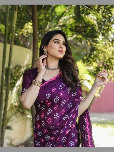 Exclusive Pure Bandhej silk saree  with Zari Weaving  Bandhej Sarees Wholesale