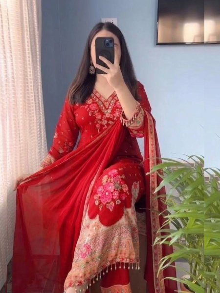 Exclusive Red Original Mirror Work Kurti Suit Set With Dupatta at Manufacturer Price Kurtis