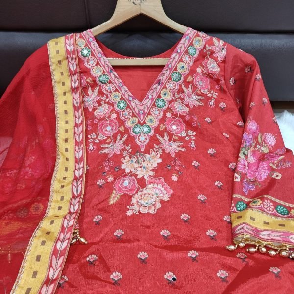 Exclusive Red Original Mirror Work Kurti Suit Set With Dupatta at Manufacturer Price Printed Kurtis