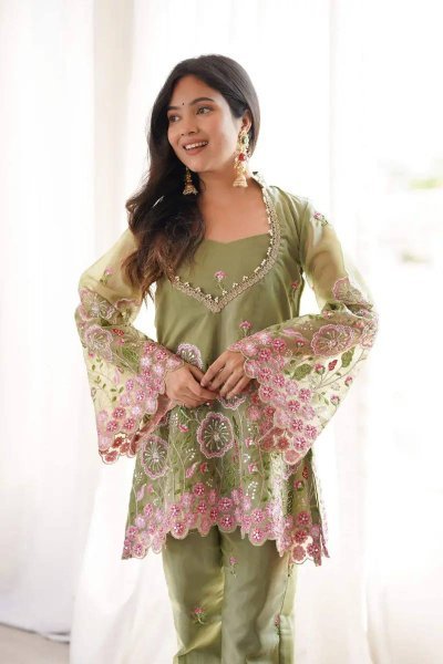 Exclusive Saga Green Silk Cordset With Floral Embroidery Bell Slleves For Women Ready To Wear Collection