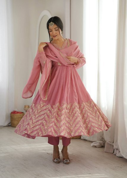 Exquisite Dusty Pink Crunchy Silk Anarkali Gown Pant Set with Lace Border Dupatta Using Embroidered Work Ready To Wear Collection