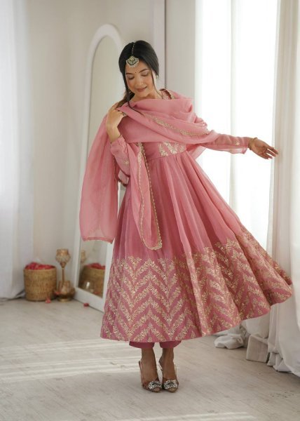 Exquisite Dusty Pink Crunchy Silk Anarkali Gown Pant Set with Lace Border Dupatta Using Embroidered Work Ready To Wear Collection