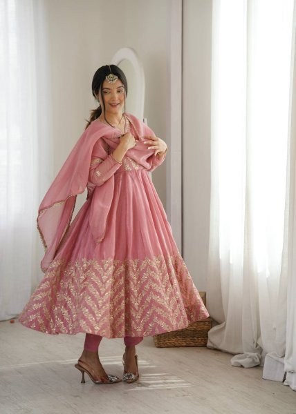 Exquisite Dusty Pink Crunchy Silk Anarkali Gown Pant Set with Lace Border Dupatta Using Embroidered Work Ready To Wear Collection