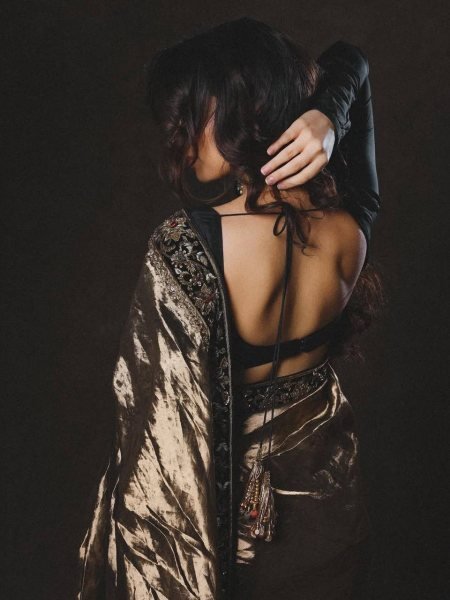 Exquisite Golden Silk Saree with Sequence Zari Embroidery for Party Wear at Wholesale Rate Bollywood Fancy Sarees Wholesale