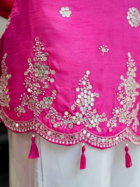 Exquisite Pink Pure Viscose Silk Embroidered Kurti Pant Set with Nazmin Dupatta Ready To Wear Collection