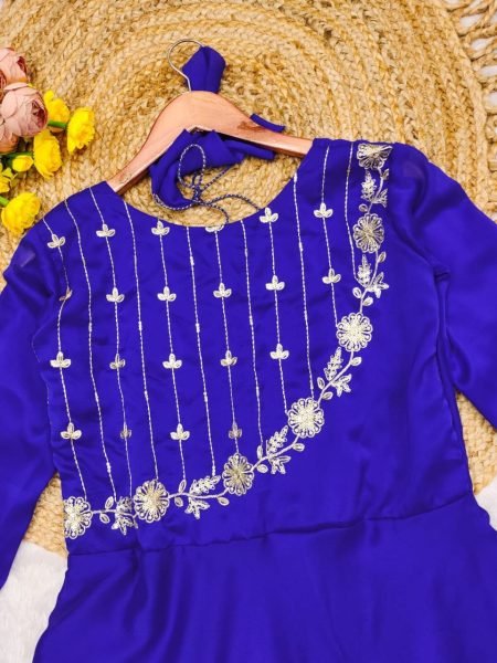 Exquisite Royal Blue Georgette Gwon With Full Sleeves For Dropshipping Supplier Georgette Kurti 