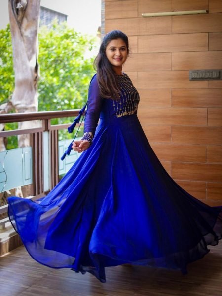 Exquisite Royal Blue Georgette Gwon With Full Sleeves For Dropshipping Supplier Georgette Kurti 