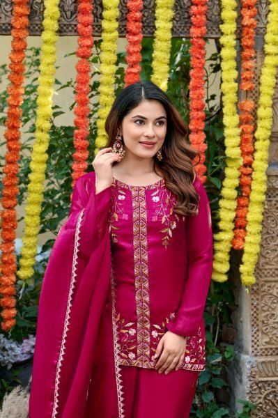 Extraordinary Hot Pink Festival Wear Fendy Satin Embroidered Suit Set with Dupatta Embroidery Kurtis 
