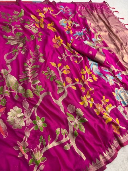 Eye catching Pink Khadi Crepe Silk Saree with Bird Motifs for Wedding Wear at Wholesale Rate Silk Sarees Wholesale