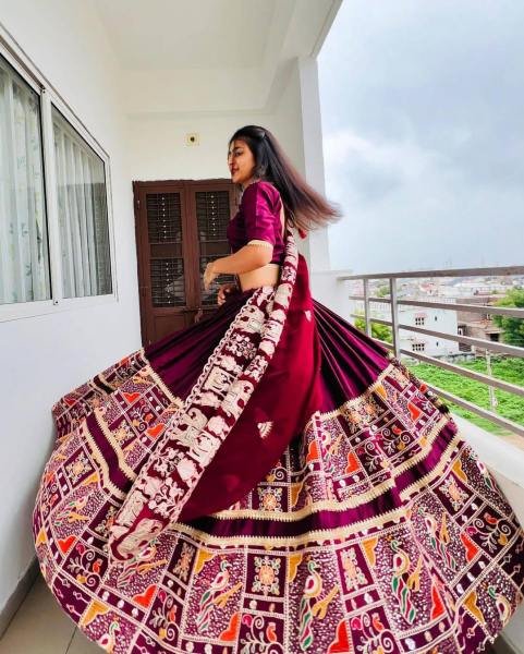 Eye-soothing Dark Purple Color Lehenga Chaniya Choli With Digital Print And Real Mirror Work for Women at Manufacturer Rate Navratri Lehnega Choli