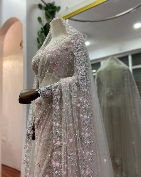 Fabulous Soft Net Embroidered Saree Set with Thread Work and Dupatta set Net Sarees Wholesale