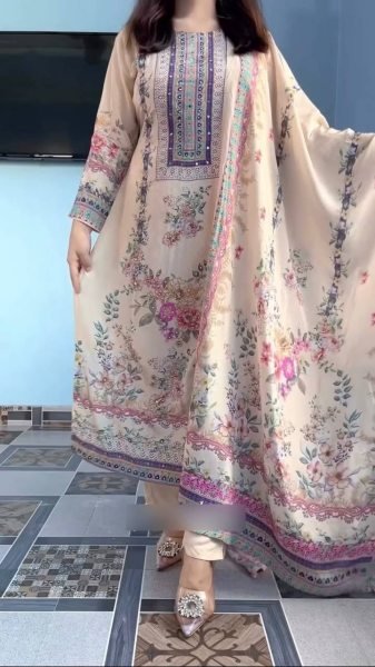 Fascinating Chinon Silk Digital  Print Suit with Mirror Hand Work   Butter Silk Pant at Manufacturer Rate for Party Wear Pakistani Suits Wholesale