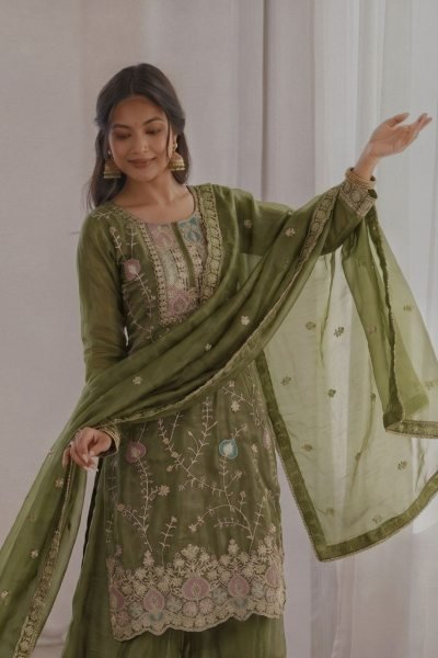 Fascinating Green Embroidered Fendy Silk Suit with Dupatta for Festive Wear Ready To Wear Collection
