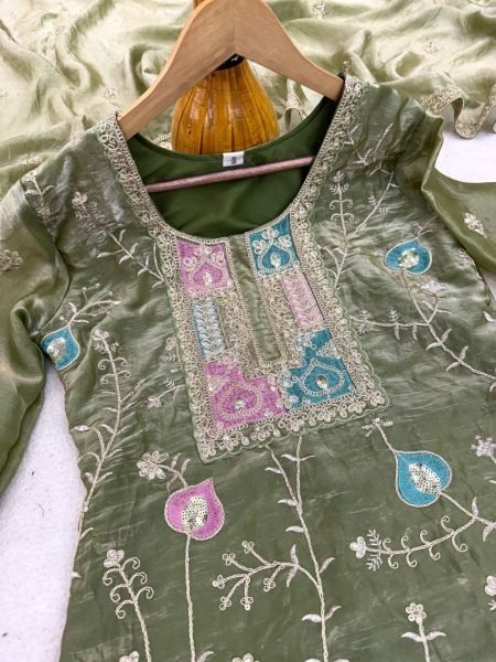 Fascinating Green Embroidered Fendy Silk Suit with Dupatta for Festive Wear Ready To Wear Collection
