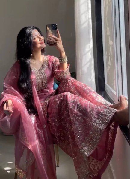 Fascinating Baby Pink Rimmy Choo Embroidery Coding and Dori Work Top Plazzo and Dupatta Set for Exporters Ready To Wear Collection
