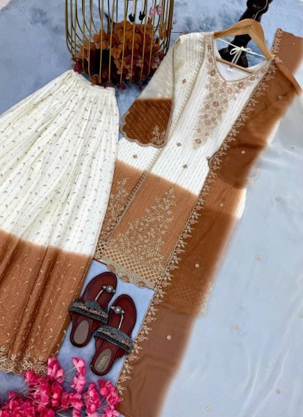 Fascinating White Dual Tone Georgette Kurti Palazzo Set for Wedding Wear Ready To Wear Collection