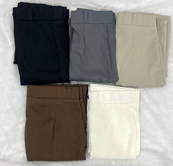 Fascinating White Premium Imported Stretchable Women's Trousers with Pocket Design Bottom Wear