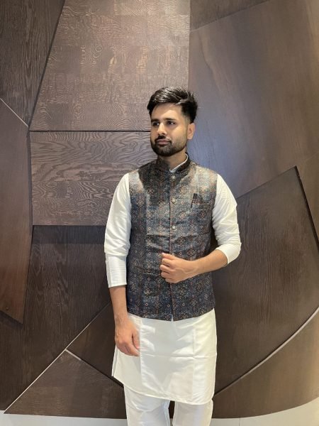 Fashionable Indian Kurta Pajama and Jacket Banarasi Jequard Printed for Men Indian Weddings Wear  Kurta Pajama Wholesale