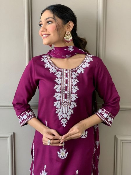Festival Special Heavy Embroidery Lace Work Kurti Pant With Dupatta 3 Piece Kurti Set