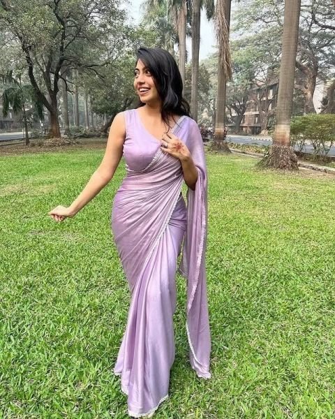 Festive Lavender Space Silk Saree with Beautiful Handwork Lace and Running Blouse Silk Sarees Wholesale