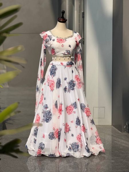 Festive Special White Kalamkari Lehenga with Attached Dupatta Pattern Designer Lehenga Choli