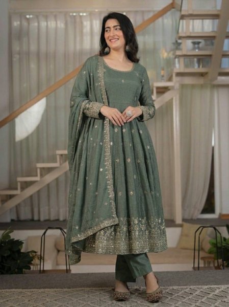 Festive Wear Anarkali Gown Set in Heavy Crunchy Silk Ready To Wear Collection