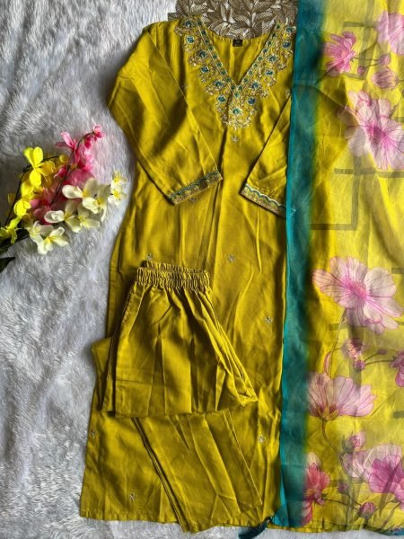 Festive Wear Rayon Slub Embroidered Kurti Pant Set with Chanderi Digital Print Dupatta For Wholesalers  Embroidery Kurtis 